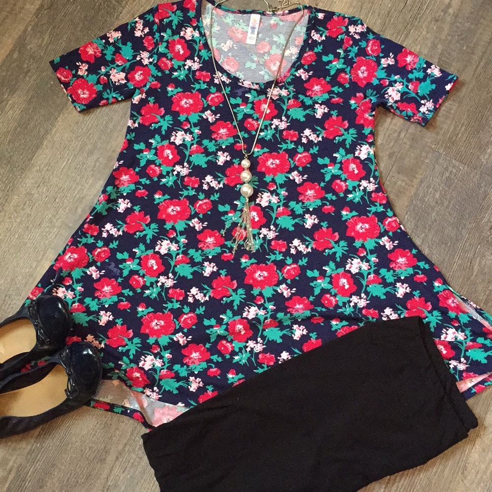 Lularoe Perfect Tee Blue Floral
